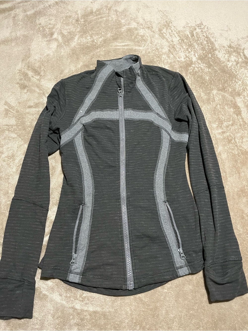 Women’s Charcoal Gray Zip-Up Jacket with Contrast Trim-S